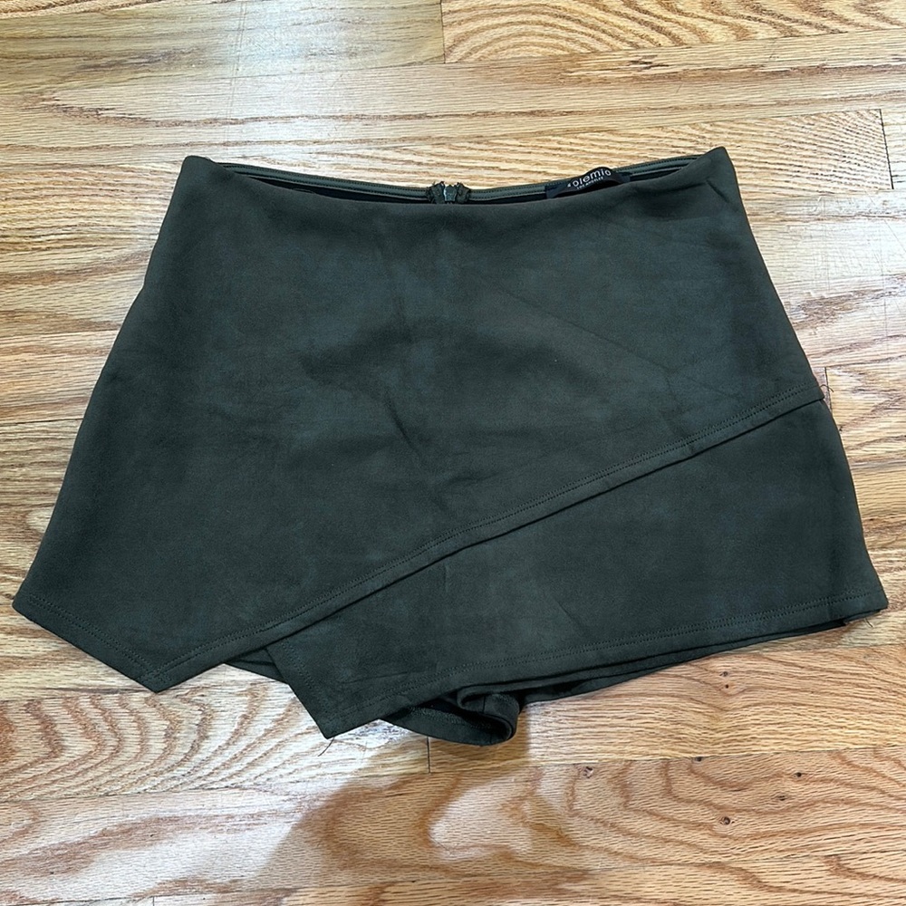 Solemio LA Olive Green Polyester Stretchy Skirt/Short L